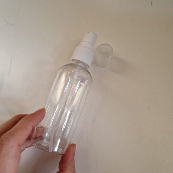 Bottiglie con spray in plastica ricaricabili per salviette lavabili